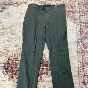 Banana Republic Men's Green Aiden Fit Pants Size 36/32 In Fantastic Shape!!